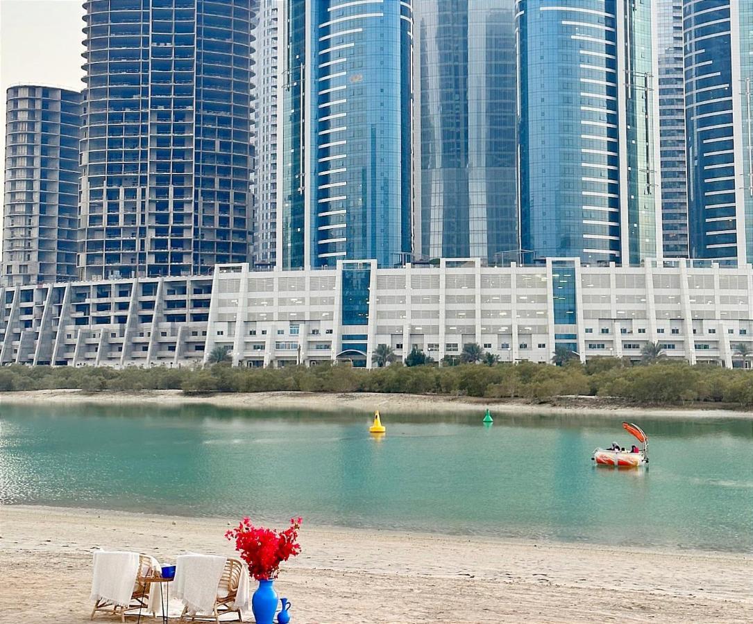 Abu Dhabi Cozy Mangrove View, Seaview 1 Bedroom 1 Partition Apartment Not Hotel Экстерьер фото